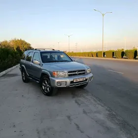 Nissan Pathfinder 2003