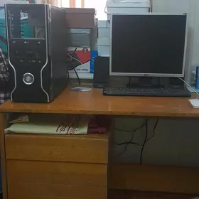 компьютер и манитор