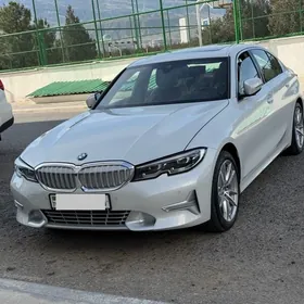 BMW 330 2019