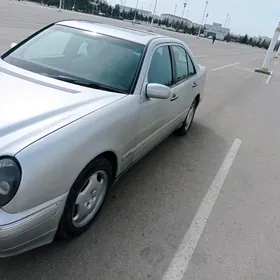 Mercedes-Benz E430 1998