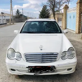 Mercedes-Benz 230E 2005
