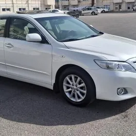 Toyota Camry 2010