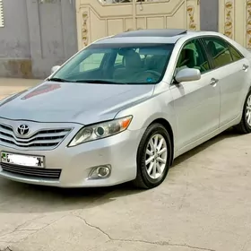 Toyota Camry 2011