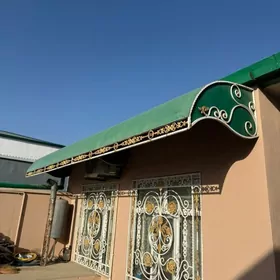 Korizýok / Козырек