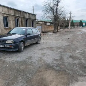 Volkswagen Golf 1993