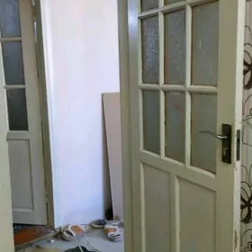 двери 2 штуки  .