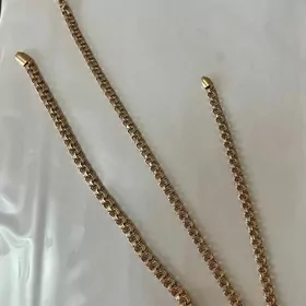 Kardinal gyzyl komplekt