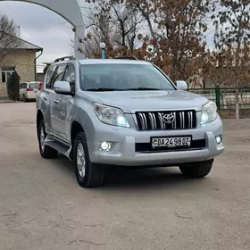 Toyota Land Cruiser Prado 2010