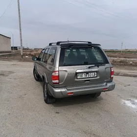 Nissan Pathfinder 2001