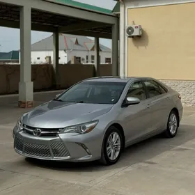 Toyota Camry 2015
