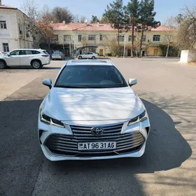 Toyota Avalon 2019