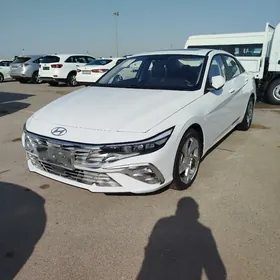 Hyundai Elantra 2025