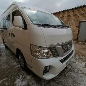 Nissan Urvan 2022