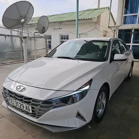 Hyundai Elantra 2021