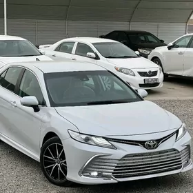 Toyota Camry 2023