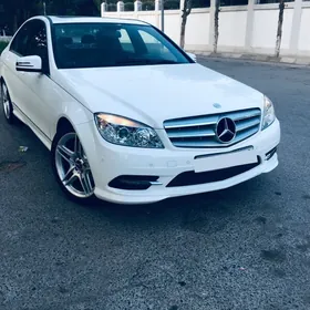 Mercedes-Benz C300 2010