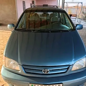 Toyota Sienna 2002