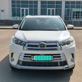 Toyota Highlander 2017