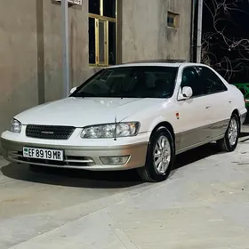 Toyota Camry 1999