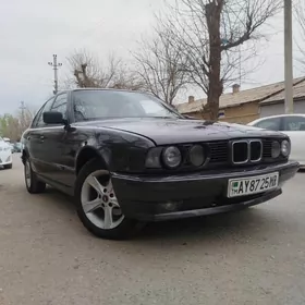BMW 525 1990
