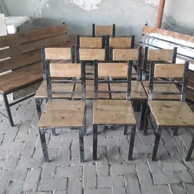 скамейка.стулья