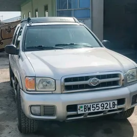 Nissan Pathfinder 2003