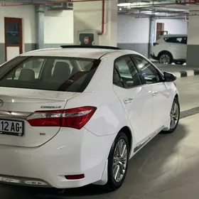 Toyota Corolla 2014