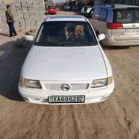 Opel Astra 1996