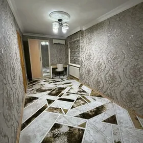 10 МКР 2 КОМ 2 ЭТАЖ 