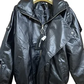 Куртка -кожанная