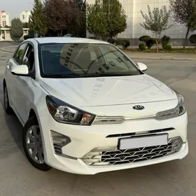 Kia Rio 2021