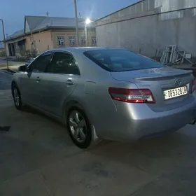 Toyota Camry 2010