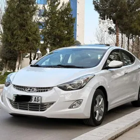 Hyundai Elantra 2013