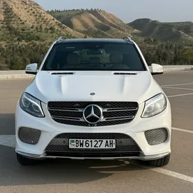 Mercedes-Benz GLE-Class 2016