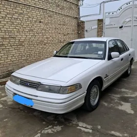 Ford Crown Victoria 1995