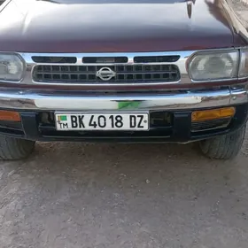 Nissan Pathfinder 1998