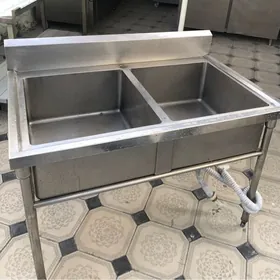 rakawina kafe ucin nerzaweyka