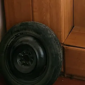 запаска колеса ToyotaCorolla22