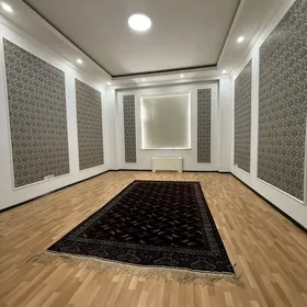 Podwoyskiy elitka 3 komnat