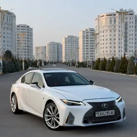 Lexus IS 350 2024