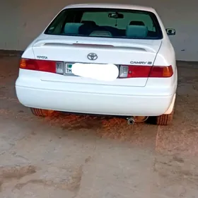 Toyota Camry 1999
