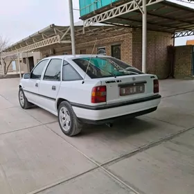 Opel Vectra 1992