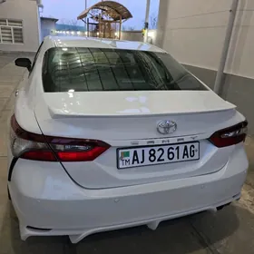 Toyota Camry 2022