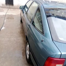 Opel Vectra 1992