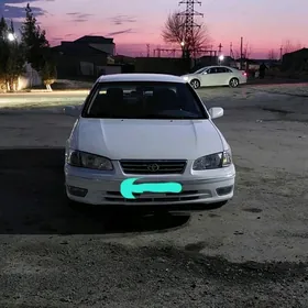 Toyota Camry 1999