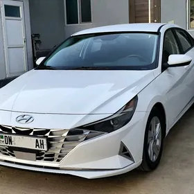 Hyundai Elantra 2021