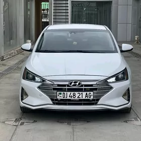 Hyundai Elantra 2020