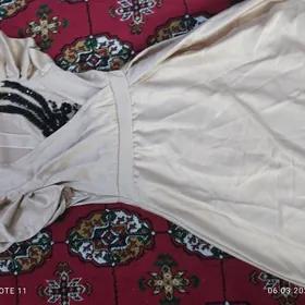 Вечерное платье