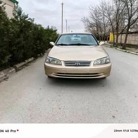 Toyota Camry 2001