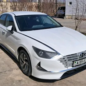 Hyundai Sonata 2022